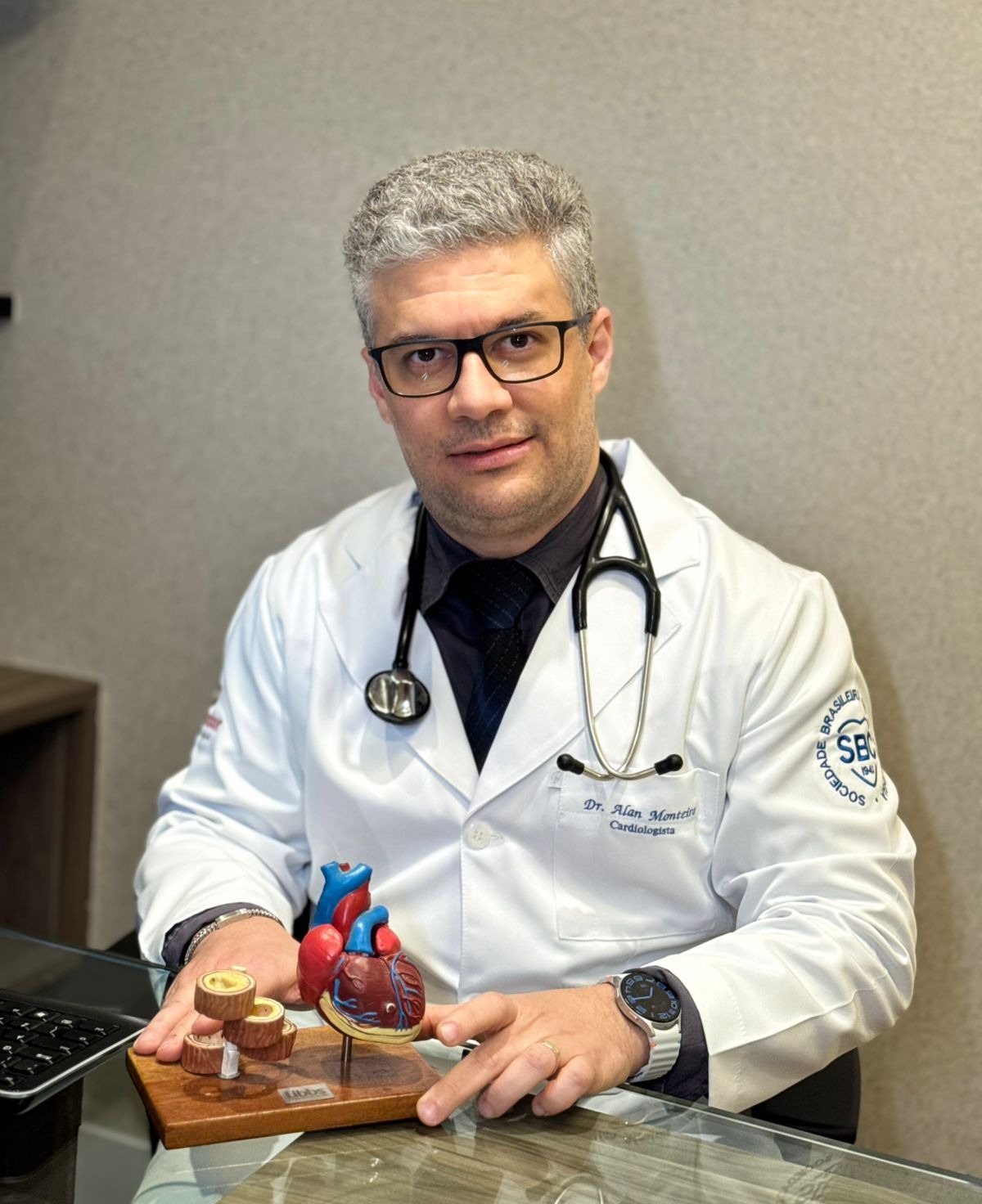 Dr. Alan Monteiro